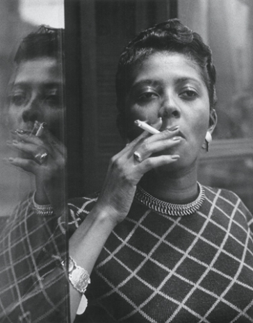 La fumatrice di Harlem, New York 1956 - Mario De Biasi